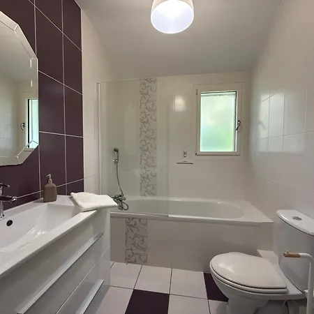 Le Verger - 8 Personnes En Campagne Et Riviere By Primo *