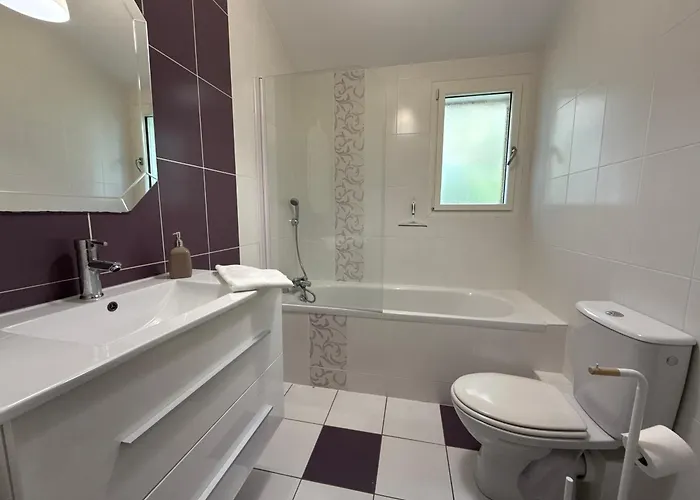 Le Verger - 8 Personnes En Campagne Et Riviere By Primo * La Foret-sur-Sevre